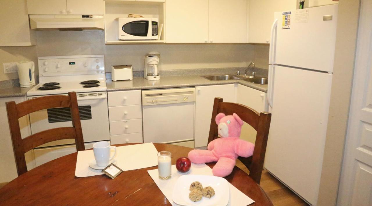 Times Square Suites Hotel Βανκούβερ Εξωτερικό φωτογραφία
